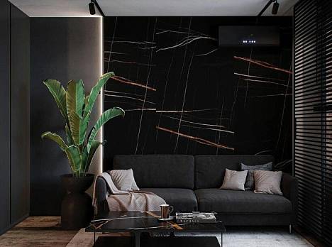 Отражение света: глянцевый темный керамогранит в интерьере